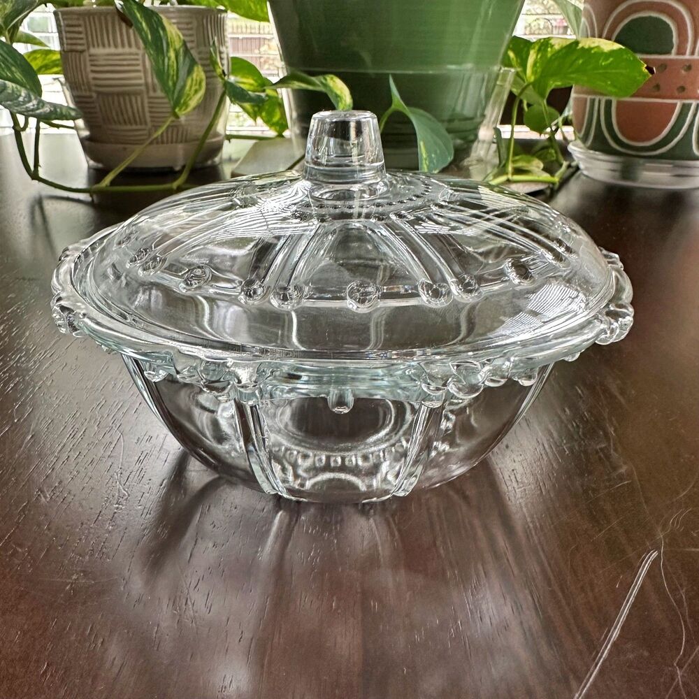 Vintage KIG Indonesia Crystal Candy Dish w/ Lid Oyster & Pearl Design